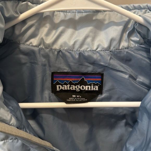 Patagonia Women’s Nano Puff Vest - Picture 4 of 5